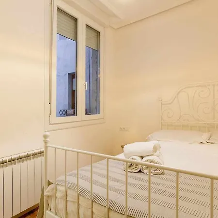 Vivienda Turistica Estilosa En La Zona Vieja بلباو