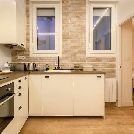 Vivienda Turistica Estilosa En La Zona Vieja * بلباو