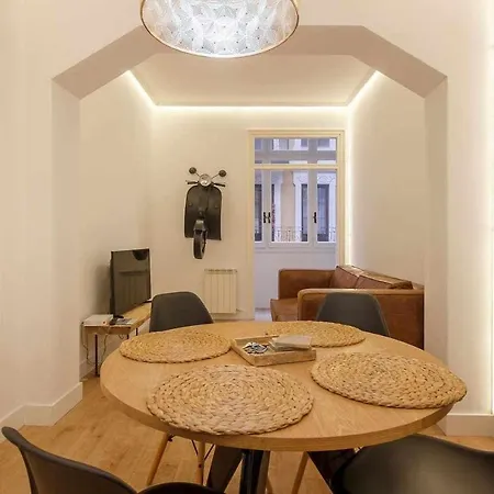 Vivienda Turistica Estilosa En La Zona Vieja Bilbao